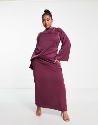 ASOS DESIGN Curve - Schulterfreies, drapiertes Satin-Maxikleid in Weinrot-Lila