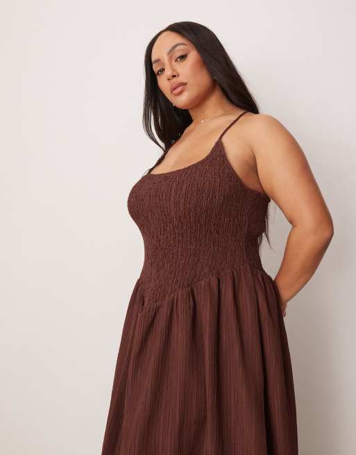 ASOS DESIGN Curve scoop neck crinkle maxi dress with cross back in chocolate