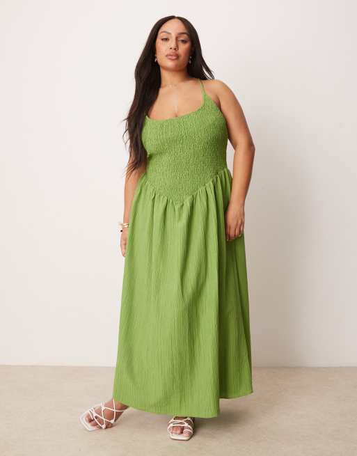 ASOS DESIGN Curve scoop neck crinkle maxi dress with cross back in green