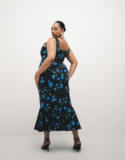 ASOS DESIGN Curve scoop neck fishtail godet midi sundress in black floral print, 2 of 4