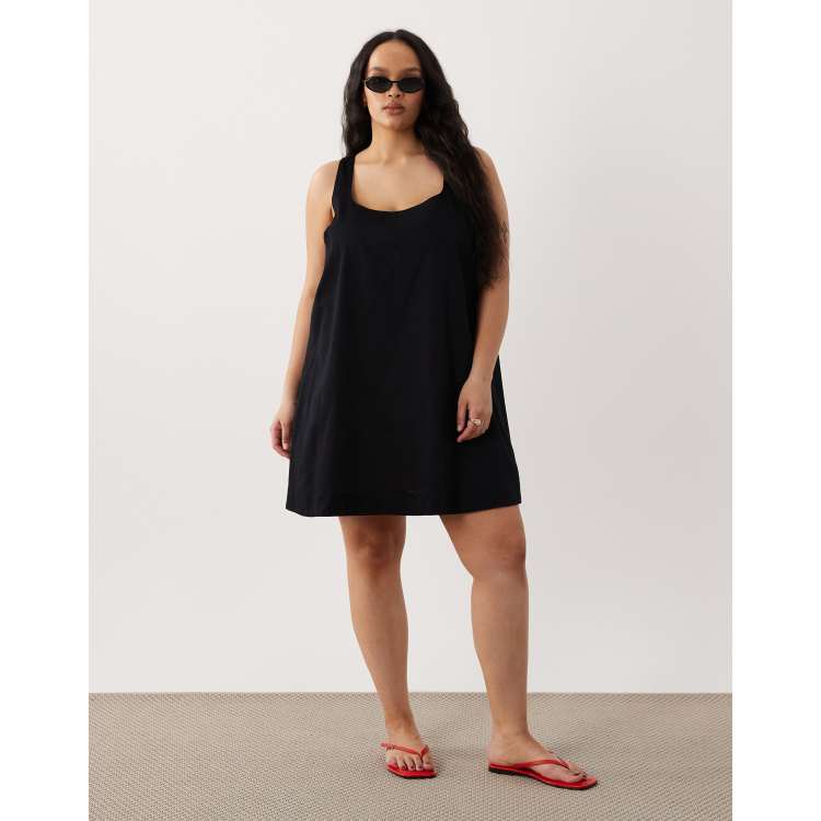 ASOS DESIGN Curve scoop neck shift mini dress in black | ASOS