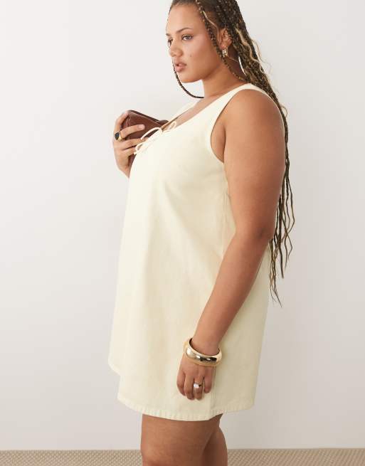 ASOS DESIGN Curve scoop neck tie front mini dress in buttermilk, 3 of 4