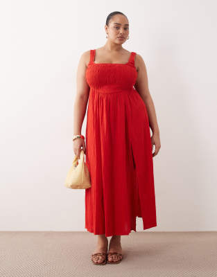 ASOS DESIGN Curve - Selina - Exklusives gesmoktes langes Sommerstrandkleid aus strukturierter Baumwolle in Rot