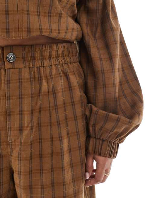 ASOS DESIGN Curve - Sennepsgule og teksturerede pull-on-bukser med tøndeformede ben, sømdetaljer og tern - Del af sæt, 3 af 5