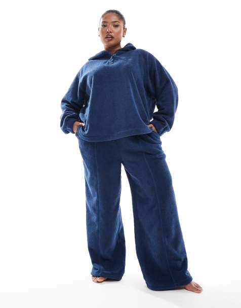 ASOS DESIGN Curve – Set aus Microfleece in Dunkelblau - view 1