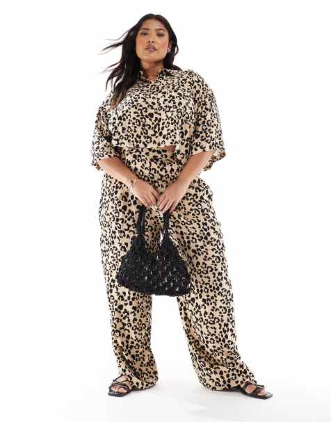 ASOS DESIGN Curve – Set mit Animal-Print, bestehend aus Cropped-Hemd und Hose zum Reinschlüpfen - view 1