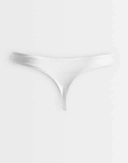 ASOS DESIGN Curve - Set van 3 geribbelde strings in wit, 2 van 3