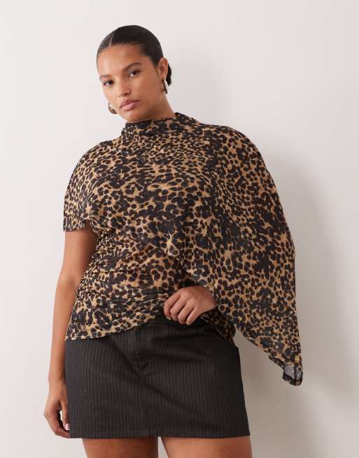 ASOS DESIGN Curve sheer mesh asymmetric cape shoulder top in animal print, 4 of 4