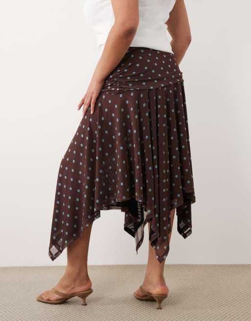 ASOS DESIGN Curve sheer mesh hanky hem skirt in brown polka dot print, 5 of 5