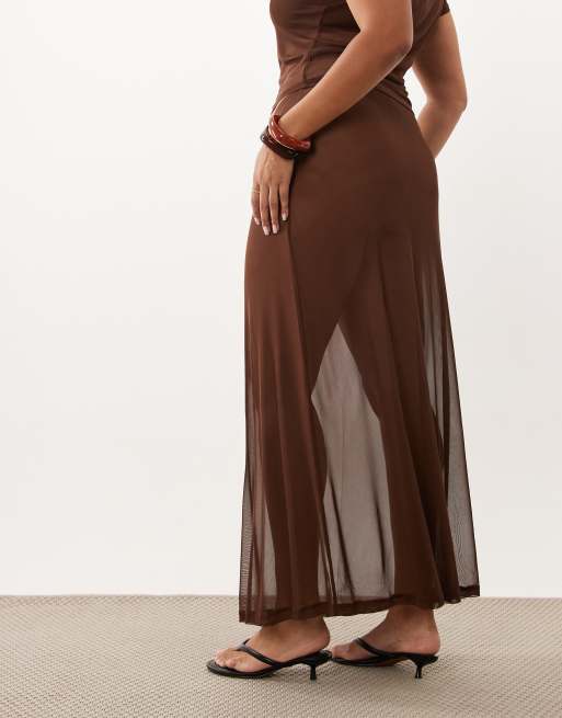 ASOS DESIGN Curve sheer mesh maxi skirt in chocolate, 4 of 5