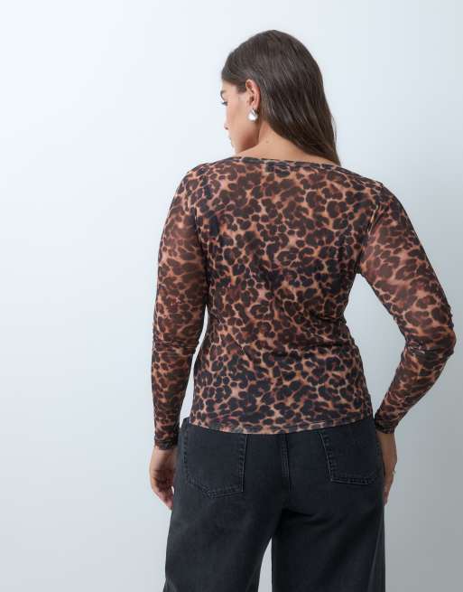 ASOS DESIGN Curve sheer mesh wide round neck long sleeve top in leopard print, 4 of 5