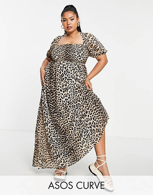 Women Curve shirred bustier maxi dress with puff sleeve in seersucker in animal print 