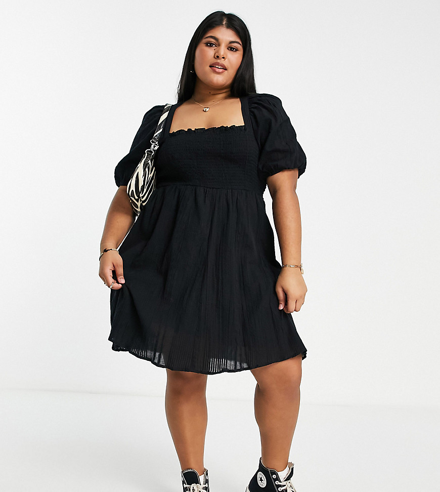 ASOS DESIGN Curve shirred bustier mini dress with puff sleeve in seersucker in black