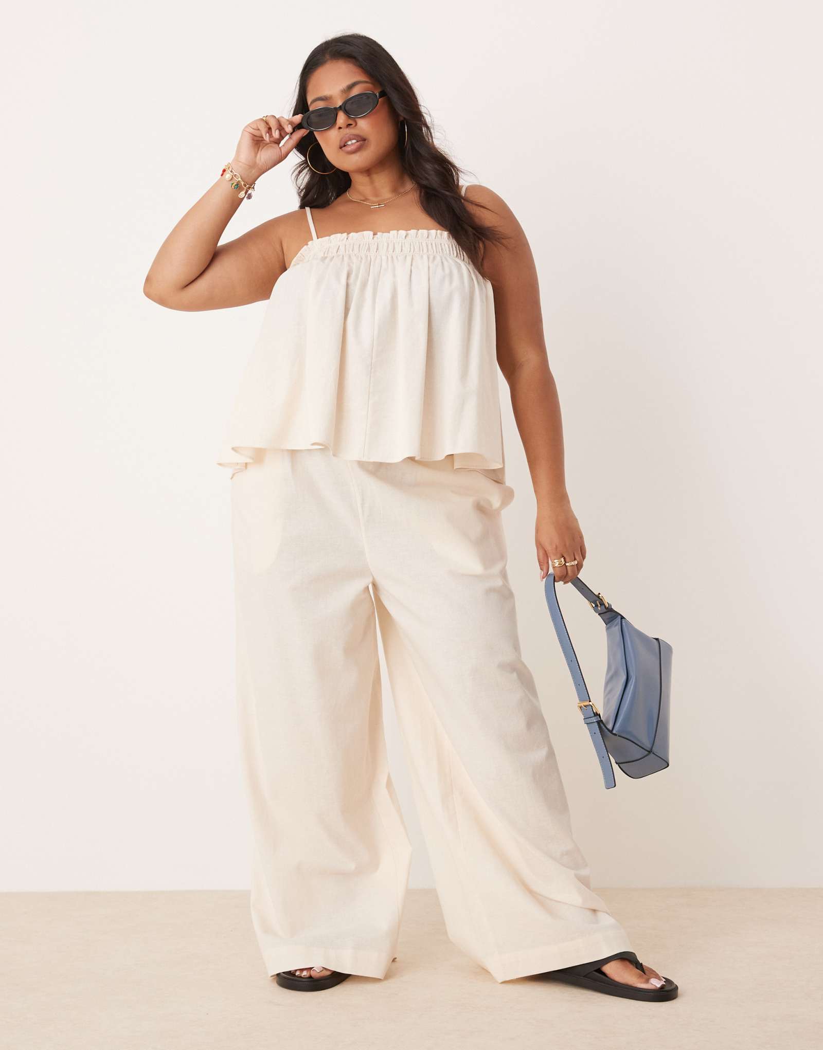 Облегающие брюки ASOS DESIGN с округлой талией кремового цвета - часть комплекта