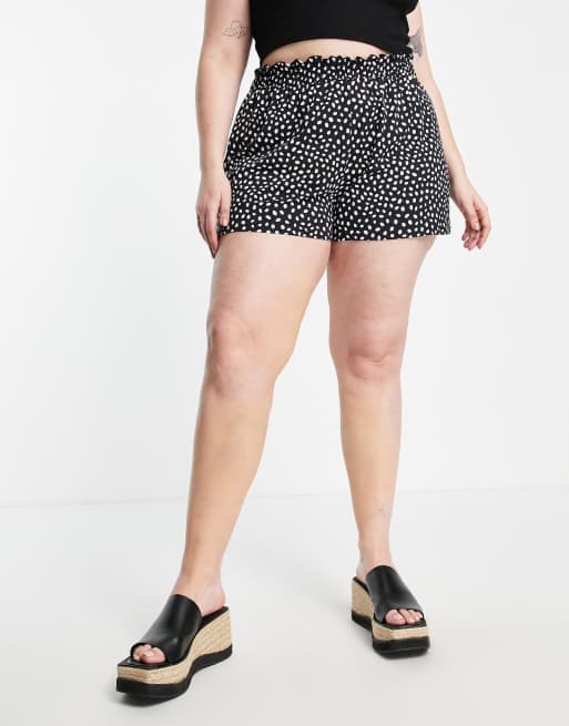 ASOS DESIGN Curve shirred waist short in mono spot print, 2 of 4