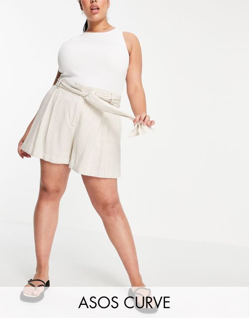 ASOS DESIGN Curve - Short en lin noué à la taille - Taupe