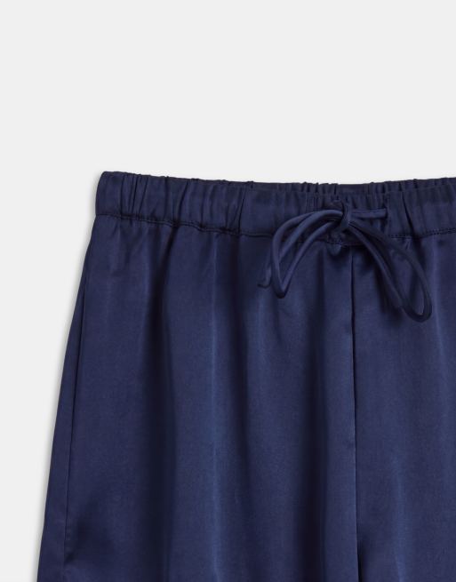 ASOS DESIGN Curve - Short en satin bordé de dentelle avec cordon de serrage à la taille - Bleu marine, 9 de 9