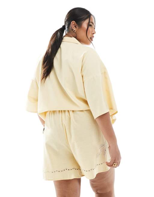 ASOS DESIGN Curve - Short met broderie in strogeel, deel van co-ord set, 3 van 5