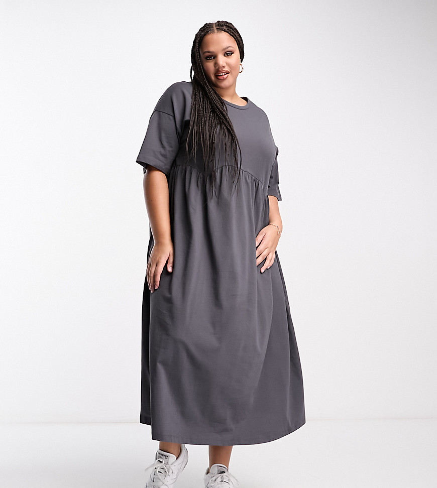 ASOS DESIGN Curve short sleeve seam detail midi smock dress in charcoal-Multi