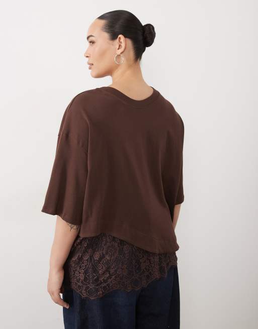 ASOS DESIGN Curve short sleeve t-shirt with lace hem in chocolate, 3 of 4