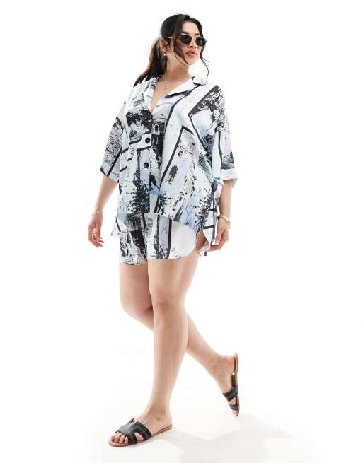 ASOS DESIGN Curve - Shorts i satin med avispapirprint - Del af sæt