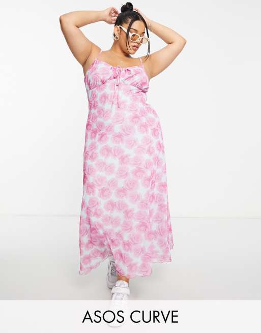 ASOS DESIGN Curve – Siateczkowa sukienka midi na ramiączkach w stylu lat 90. ze wzorem w różowe róże i zdobieniami na biuście 