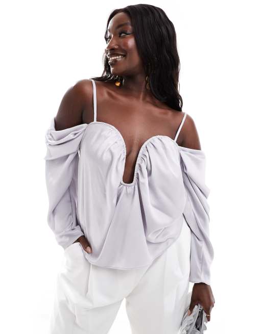 ASOS DESIGN Curve – Silverfärgad draperande off shoulder-topp med långa ärmar