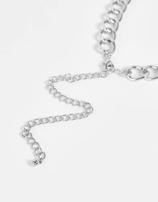 ASOS DESIGN Curve – Silverfärgat höft- och midjeskärp med grova kedjelänkar framtill, 2 av 4