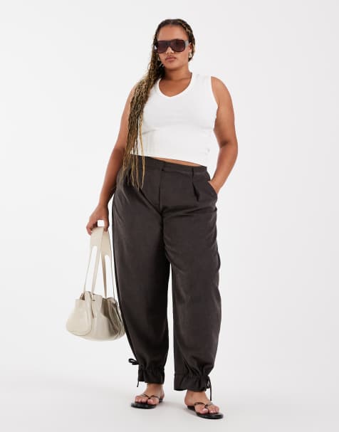ASOS DESIGN Curve skræddersyede ballonbukser med flæsekant i brun - view 1