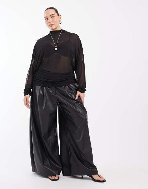 ASOS DESIGN Curve skræddersyede bukser i læderlook med superbrede ben i sort - view 1