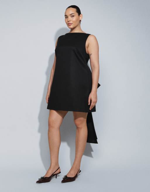 ASOS DESIGN Curve slash neck shift mini dress with bow back in black, 4 of 4