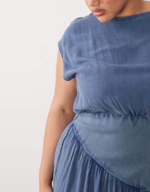 ASOS DESIGN Curve sleeveless slash neck hybrid maxi dress in denim blue, 3 of 4