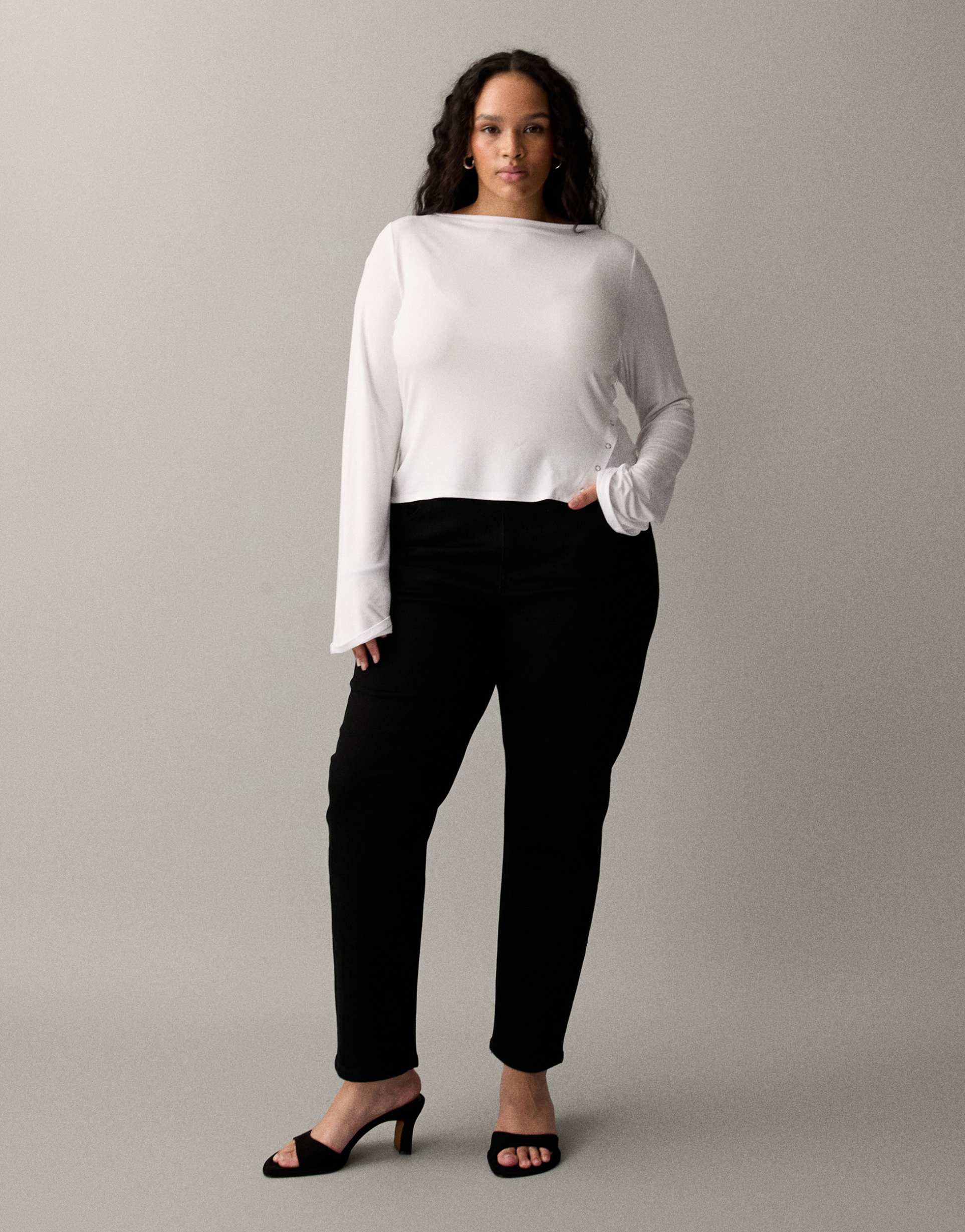asos design curve slim fit mom jeans in black