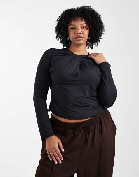 ASOS DESIGN Curve slinky cut out twist detail long sleeve top in black - view 1
