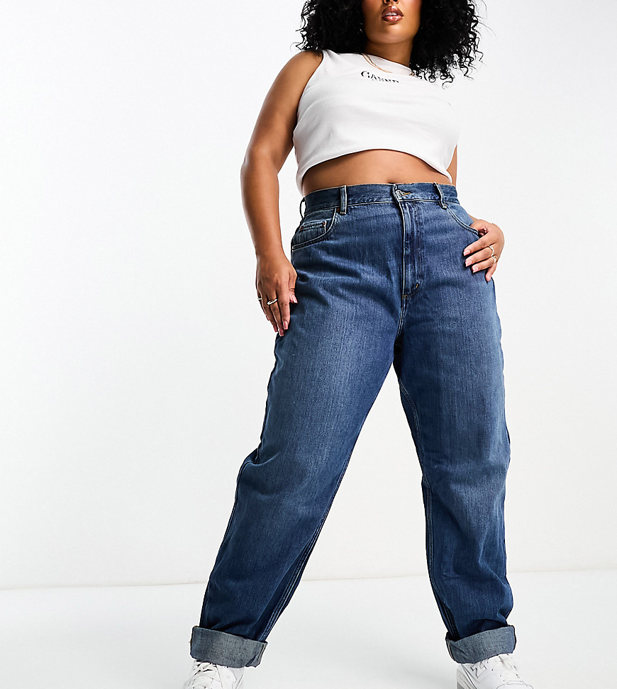 ASOS DESIGN Curve slouchy mom jean in mid blue
