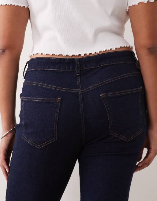 ASOS DESIGN Curve smala jeans med pennklack i mörk tvätt, 4 av 5