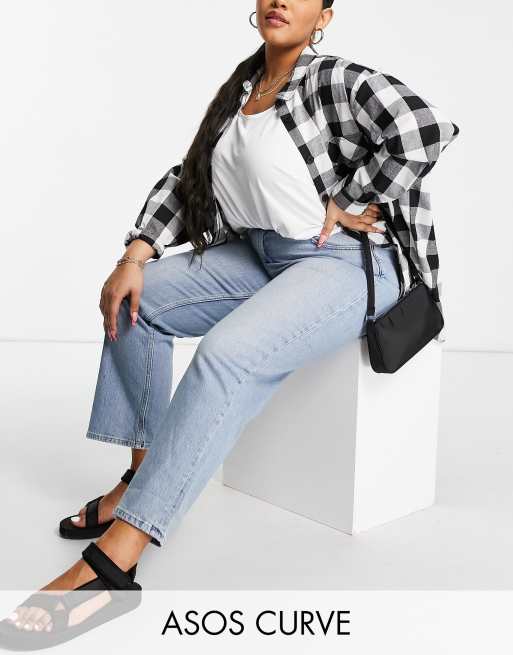 ASOS DESIGN Curve - Smalle stretchjeans met hoge taille en rechte pijpen in lichte wassing