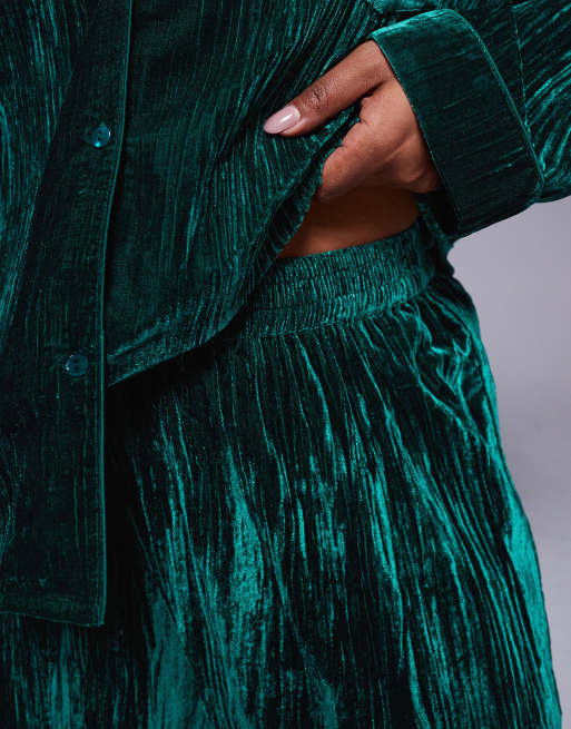 ASOS DESIGN Curve - Smaragdgrønt pyjamassæt i velour med tekstur, 2 af 4
