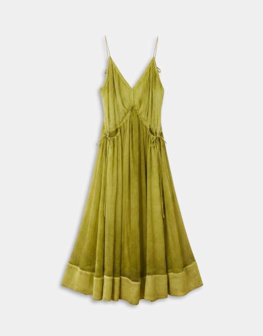 ASOS DESIGN Curve smock cami maxikjole med bindebånd i siden i vasket olivengrøn, 5 af 7