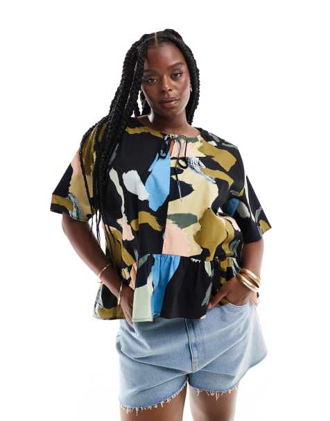 ASOS DESIGN Curve smock tie front top in arty abstract print - view 1