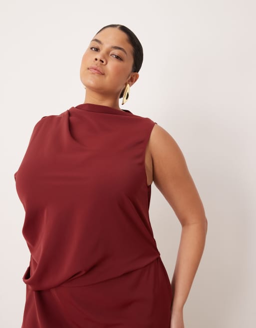ASOS DESIGN Curve - Soepelvallende jurk met gedrapeerde mouw in bordeauxrood, 2 van 4