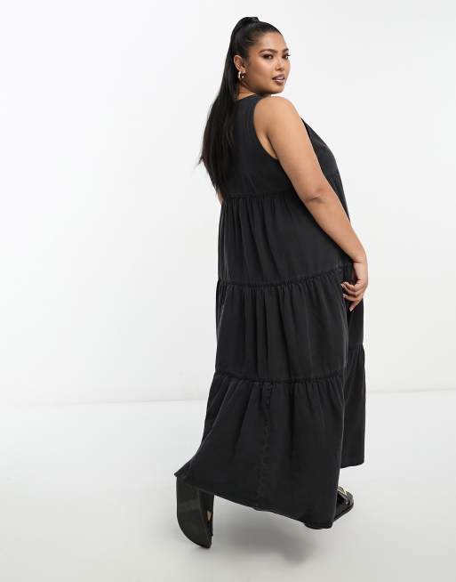 ASOS DESIGN Curve soft denim midi dress with tiered hem in washed black, 3 of 4