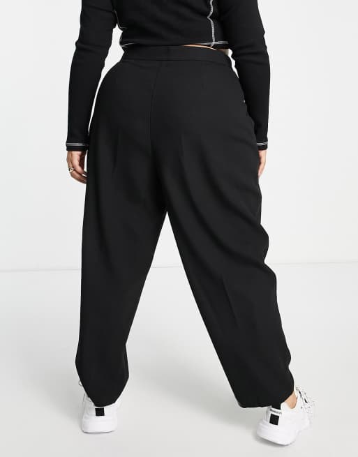 ASOS DESIGN Curve soft slouch mom pants in black, 2 of 4