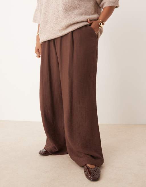 ASOS DESIGN Curve soft texture wide leg trousers with contrast stitch in chocolate, 5 of 5