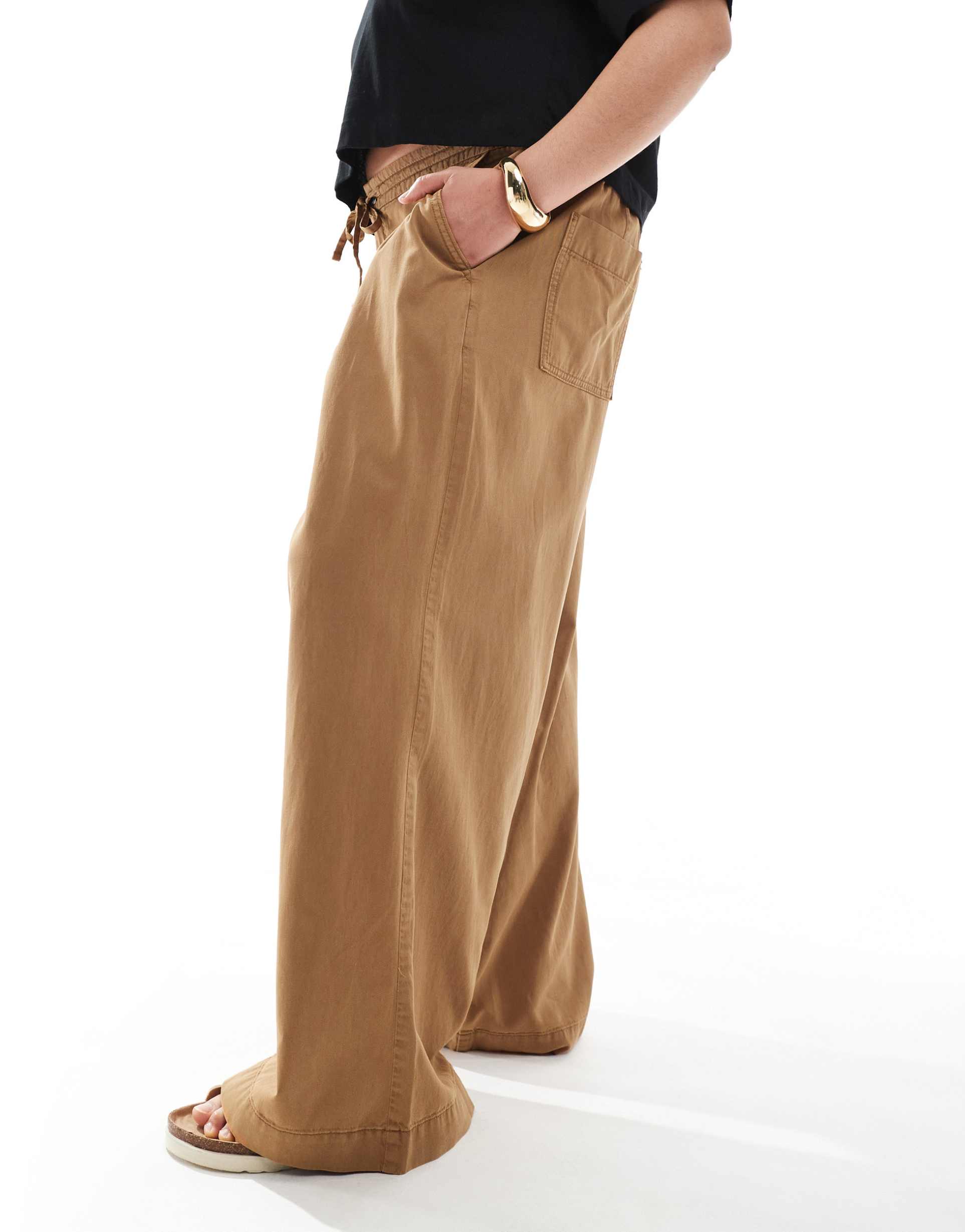 asos design curve soft wide leg pants in washed caramel
