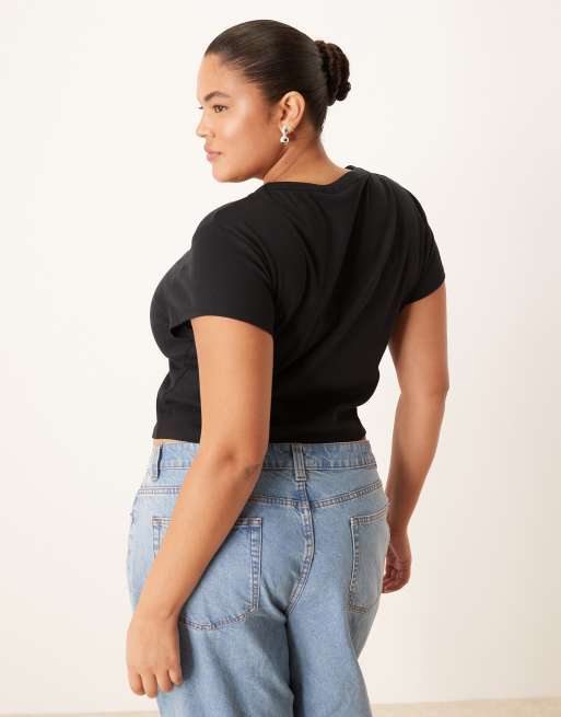 ASOS DESIGN Curve - Sort baby-t-shirt med honningbigrafik, 4 af 4