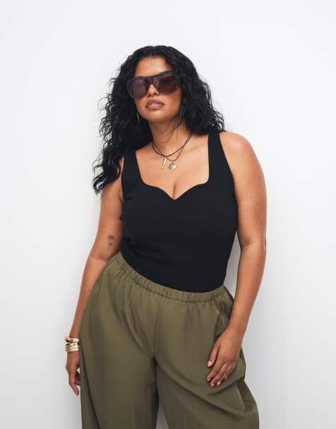 ASOS DESIGN Curve - Sort kompakt bomuldsvest med kurvet halsudskæring - view 1