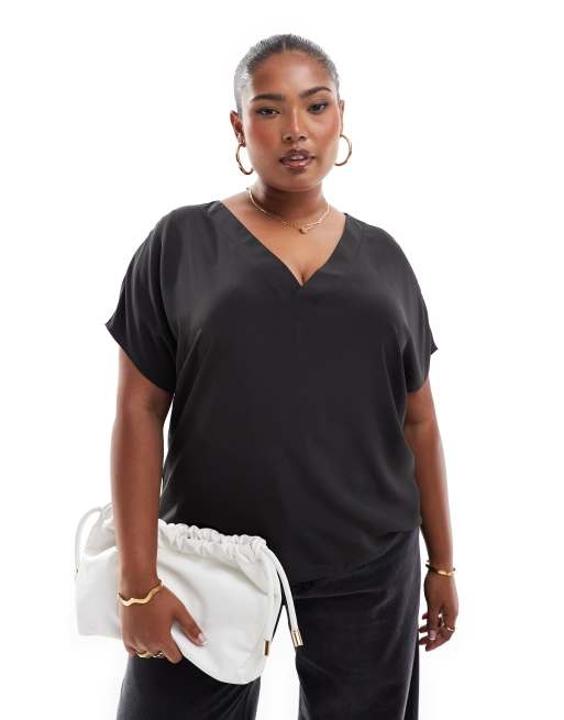 ASOS DESIGN Curve - Sort top med V-hals og korte ærmer