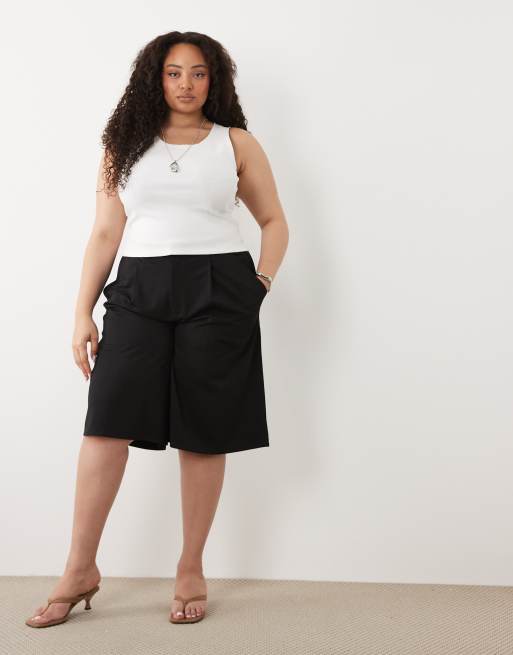ASOS DESIGN Curve - Sorte tætsiddende og skræddersyede bermudashorts i twill - Del af sæt, 3 af 5