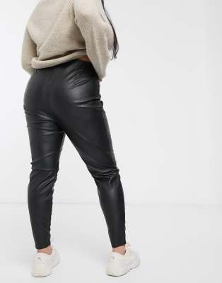 curve leather trousers